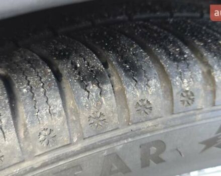 Сірий Ауді А4, об'ємом двигуна 2 л та пробігом 232 тис. км за 7200 $, фото 21 на Automoto.ua