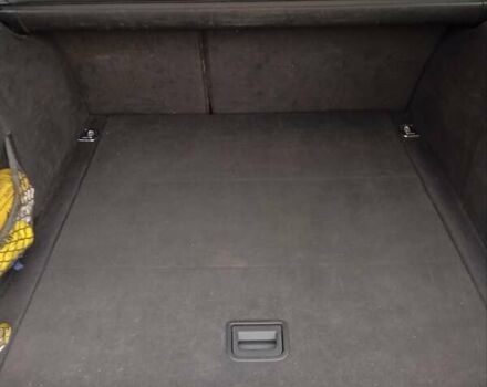 Сірий Ауді А4, об'ємом двигуна 1.6 л та пробігом 228 тис. км за 6999 $, фото 12 на Automoto.ua