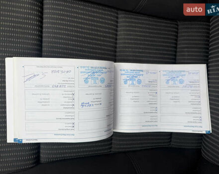 Сірий Ауді А4, об'ємом двигуна 1.8 л та пробігом 226 тис. км за 8850 $, фото 26 на Automoto.ua