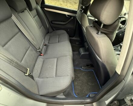 Серый Ауди А4, объемом двигателя 2 л и пробегом 285 тыс. км за 7200 $, фото 6 на Automoto.ua