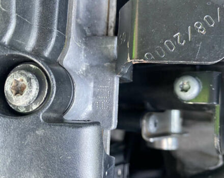 Серый Ауди А4, объемом двигателя 2 л и пробегом 290 тыс. км за 8500 $, фото 18 на Automoto.ua