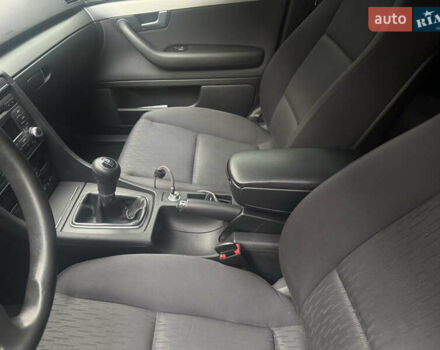 Сірий Ауді А4, об'ємом двигуна 1.6 л та пробігом 227 тис. км за 7000 $, фото 13 на Automoto.ua