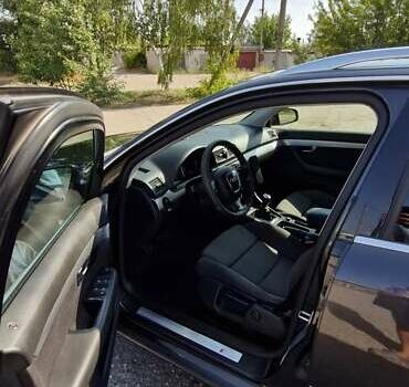 Серый Ауди А4, объемом двигателя 1.97 л и пробегом 300 тыс. км за 6000 $, фото 4 на Automoto.ua