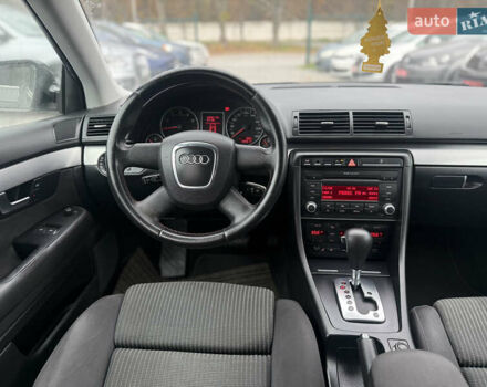 Сірий Ауді А4, об'ємом двигуна 1.8 л та пробігом 226 тис. км за 8850 $, фото 11 на Automoto.ua