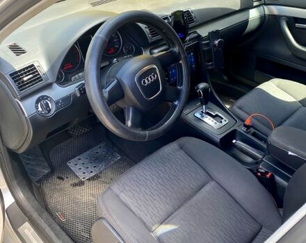 Серый Ауди А4, объемом двигателя 2 л и пробегом 400 тыс. км за 6500 $, фото 5 на Automoto.ua