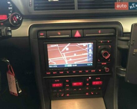 Серый Ауди А4, объемом двигателя 2 л и пробегом 304 тыс. км за 8500 $, фото 5 на Automoto.ua