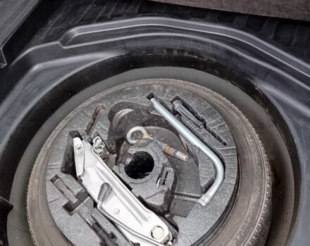 Сірий Ауді А4, об'ємом двигуна 1.6 л та пробігом 228 тис. км за 6999 $, фото 11 на Automoto.ua