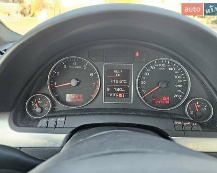 Серый Ауди А4, объемом двигателя 1.8 л и пробегом 217 тыс. км за 8599 $, фото 9 на Automoto.ua