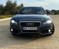 Сірий Ауді А4, об'ємом двигуна 2 л та пробігом 250 тис. км за 9999 $, фото 1 на Automoto.ua