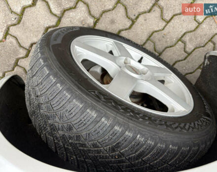 Сірий Ауді А4, об'ємом двигуна 1.6 л та пробігом 198 тис. км за 6950 $, фото 15 на Automoto.ua