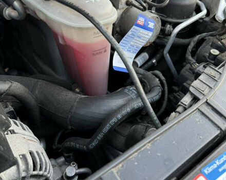 Серый Ауди А4, объемом двигателя 1.8 л и пробегом 130 тыс. км за 10400 $, фото 9 на Automoto.ua