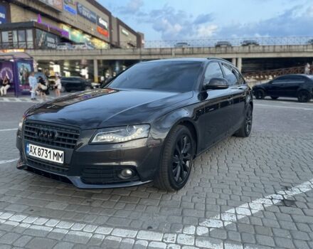 Серый Ауди А4, объемом двигателя 2 л и пробегом 380 тыс. км за 10500 $, фото 1 на Automoto.ua