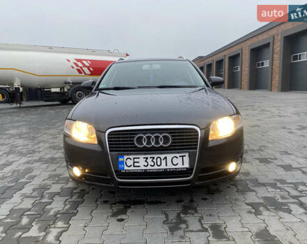 Серый Ауди А4, объемом двигателя 2 л и пробегом 305 тыс. км за 6999 $, фото 5 на Automoto.ua