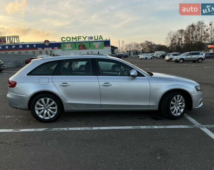 Серый Ауди А4, объемом двигателя 2 л и пробегом 246 тыс. км за 9500 $, фото 2 на Automoto.ua