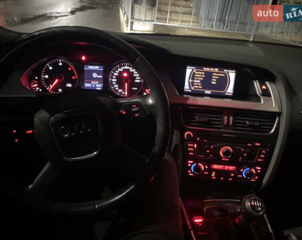 Сірий Ауді А4, об'ємом двигуна 1.98 л та пробігом 322 тис. км за 9600 $, фото 6 на Automoto.ua