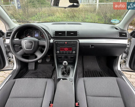 Серый Ауди А4, объемом двигателя 1.6 л и пробегом 196 тыс. км за 6750 $, фото 6 на Automoto.ua