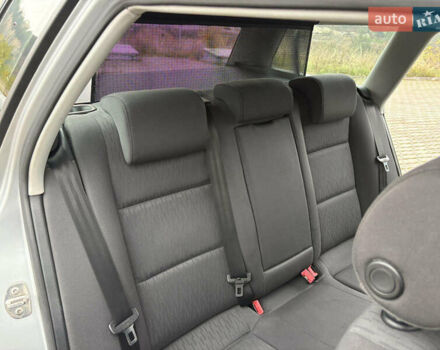 Сірий Ауді А4, об'ємом двигуна 1.6 л та пробігом 198 тис. км за 6950 $, фото 13 на Automoto.ua