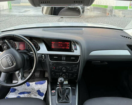 Серый Ауди А4, объемом двигателя 1.8 л и пробегом 130 тыс. км за 10400 $, фото 15 на Automoto.ua