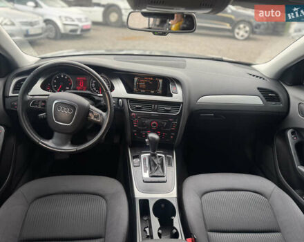 Сірий Ауді А4, об'ємом двигуна 1.8 л та пробігом 190 тис. км за 7999 $, фото 23 на Automoto.ua