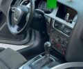 Сірий Ауді А4, об'ємом двигуна 2 л та пробігом 274 тис. км за 10000 $, фото 21 на Automoto.ua