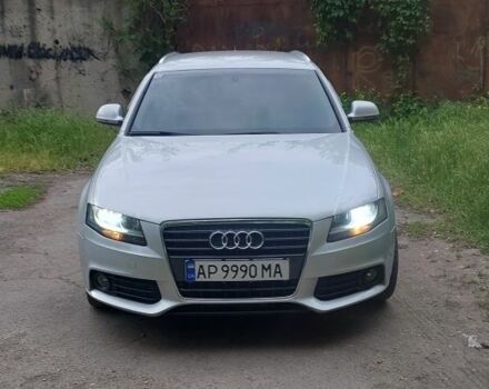 Сірий Ауді А4, об'ємом двигуна 2 л та пробігом 260 тис. км за 7500 $, фото 4 на Automoto.ua