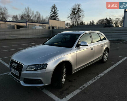 Серый Ауди А4, объемом двигателя 2 л и пробегом 246 тыс. км за 9500 $, фото 6 на Automoto.ua