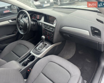 Сірий Ауді А4, об'ємом двигуна 1.8 л та пробігом 190 тис. км за 7999 $, фото 31 на Automoto.ua