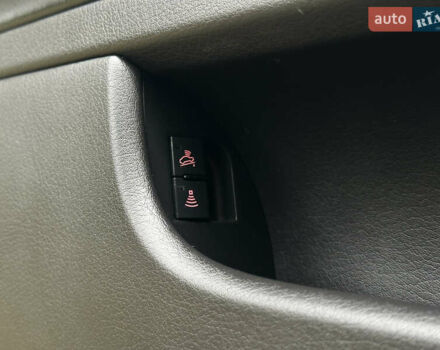 Сірий Ауді А4, об'ємом двигуна 1.8 л та пробігом 223 тис. км за 7200 $, фото 32 на Automoto.ua