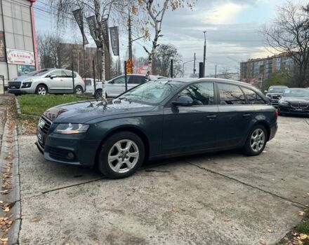 Серый Ауди А4, объемом двигателя 3 л и пробегом 313 тыс. км за 9300 $, фото 3 на Automoto.ua