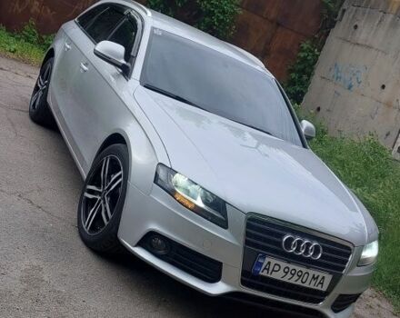 Сірий Ауді А4, об'ємом двигуна 2 л та пробігом 260 тис. км за 7500 $, фото 1 на Automoto.ua