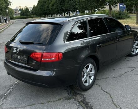Серый Ауди А4, объемом двигателя 0 л и пробегом 220 тыс. км за 8300 $, фото 3 на Automoto.ua