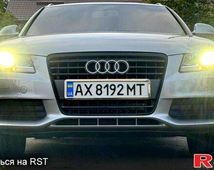 Сірий Ауді А4, об'ємом двигуна 2 л та пробігом 300 тис. км за 9400 $, фото 2 на Automoto.ua