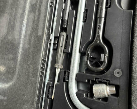 Серый Ауди А4, объемом двигателя 2 л и пробегом 292 тыс. км за 8600 $, фото 25 на Automoto.ua