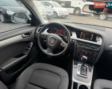 Сірий Ауді А4, об'ємом двигуна 1.8 л та пробігом 190 тис. км за 7999 $, фото 28 на Automoto.ua