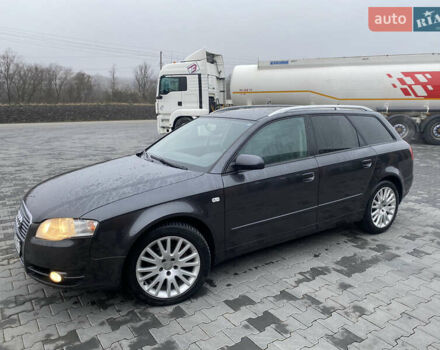 Серый Ауди А4, объемом двигателя 2 л и пробегом 305 тыс. км за 6999 $, фото 3 на Automoto.ua