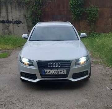 Сірий Ауді А4, об'ємом двигуна 2 л та пробігом 260 тис. км за 7800 $, фото 3 на Automoto.ua