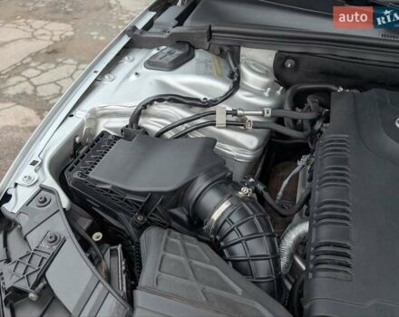 Сірий Ауді А4, об'ємом двигуна 2 л та пробігом 260 тис. км за 9250 $, фото 56 на Automoto.ua