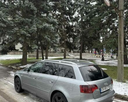 Серый Ауди А4, объемом двигателя 2 л и пробегом 250 тыс. км за 3500 $, фото 4 на Automoto.ua
