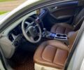 Серый Ауди А4, объемом двигателя 2 л и пробегом 257 тыс. км за 9500 $, фото 7 на Automoto.ua