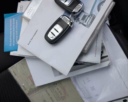 Сірий Ауді А4, об'ємом двигуна 2 л та пробігом 260 тис. км за 9250 $, фото 51 на Automoto.ua