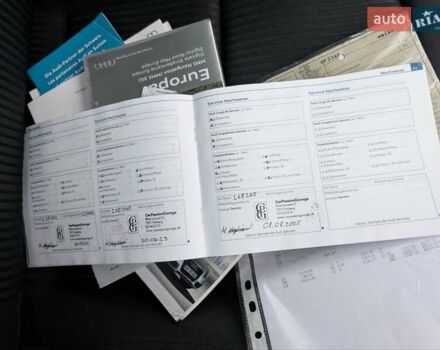 Сірий Ауді А4, об'ємом двигуна 2 л та пробігом 260 тис. км за 9250 $, фото 52 на Automoto.ua