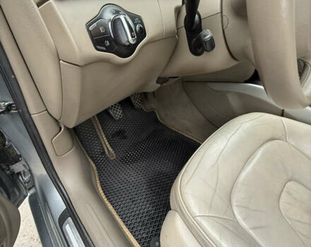 Серый Ауди А4, объемом двигателя 1.97 л и пробегом 333 тыс. км за 10000 $, фото 18 на Automoto.ua