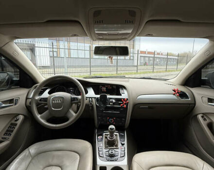 Серый Ауди А4, объемом двигателя 1.97 л и пробегом 333 тыс. км за 10000 $, фото 15 на Automoto.ua