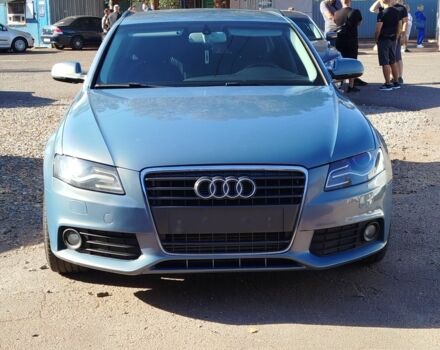 Сірий Ауді А4, об'ємом двигуна 2 л та пробігом 248 тис. км за 8999 $, фото 2 на Automoto.ua