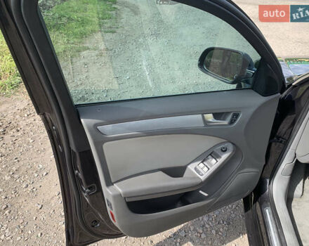 Серый Ауди А4, объемом двигателя 2 л и пробегом 237 тыс. км за 8700 $, фото 10 на Automoto.ua