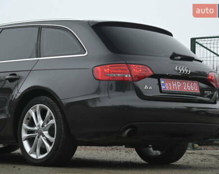 Сірий Ауді А4, об'ємом двигуна 2 л та пробігом 240 тис. км за 9350 $, фото 11 на Automoto.ua