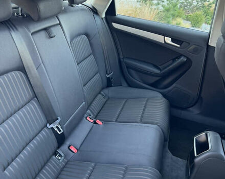 Сірий Ауді А4, об'ємом двигуна 1.8 л та пробігом 249 тис. км за 7900 $, фото 23 на Automoto.ua