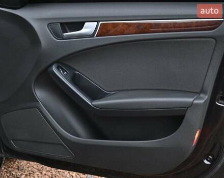 Сірий Ауді А4, об'ємом двигуна 2 л та пробігом 240 тис. км за 9350 $, фото 36 на Automoto.ua