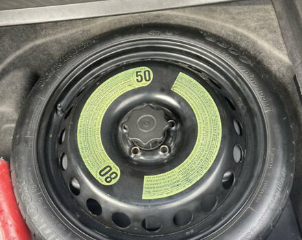 Сірий Ауді А4, об'ємом двигуна 2.7 л та пробігом 376 тис. км за 9300 $, фото 13 на Automoto.ua