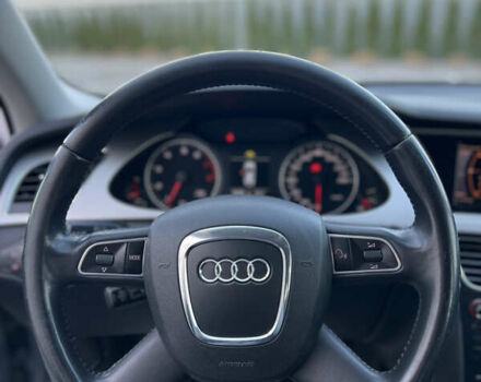 Сірий Ауді А4, об'ємом двигуна 1.8 л та пробігом 249 тис. км за 7900 $, фото 14 на Automoto.ua
